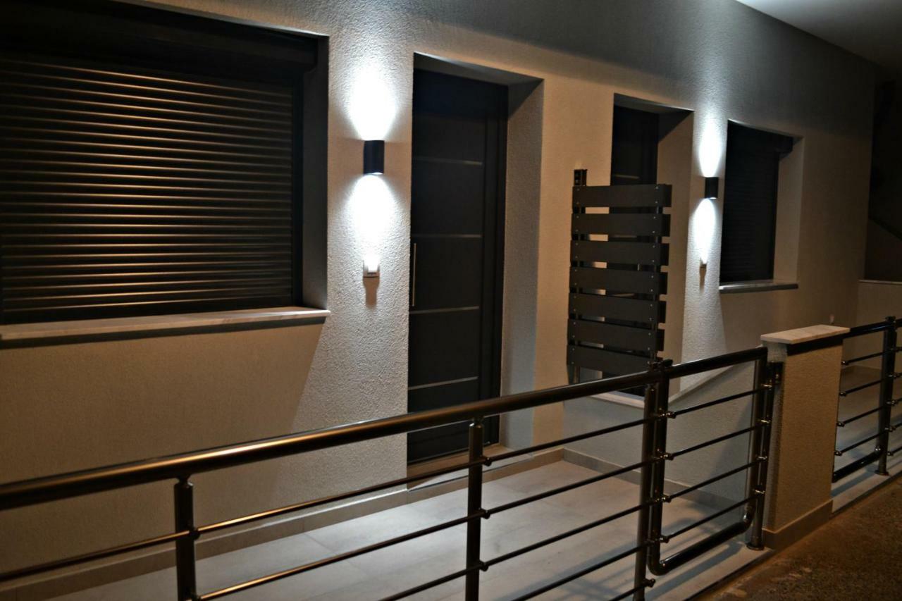Savvas & Katerinas Appartments Néos Marmarás Exterior foto